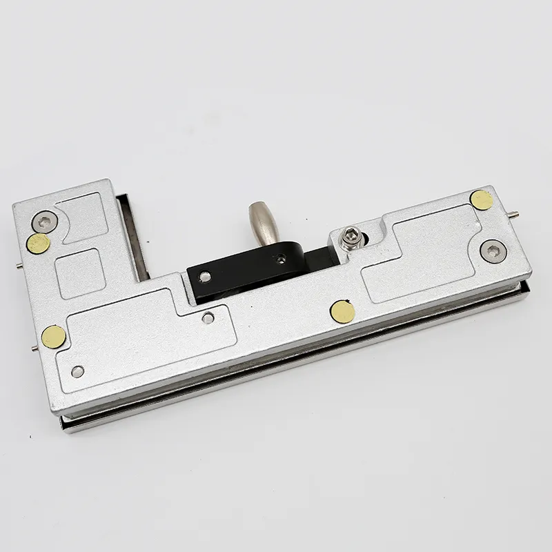 Patch Fitting Detail 5