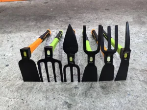 Direct Factory Sales Wholesale Prices Hand Hoe for Gardens and Agriculture.