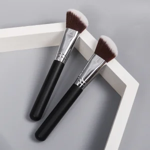 Private Label Angled Blush Brush