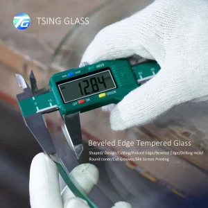 Hot Bent Tempered Curved Glass Grey/Blue/Black/Brown/Clear/Ultra Clear Bending Toughed Glass 3mm~19mm for Building/Bathroom/Dome/Rooftop/Fence/Display Cases