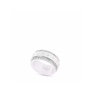 China LV Rings Catch Rings Engraved LV Letters and Monogram Flowers , witness the exquisite craftsmanship of Louis Vuitton. The dazzling crystal is embedded in a different brilliance, and the simple configuration and polishing effect add a delicate texture. Manufacturers, Factory