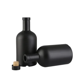 Wholesale 500 ml matte black liquor glass bottle