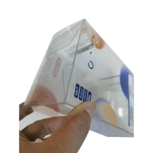 Embalagem plástica termoformada transparente e ecológica em PVC para exibição de alimentos no varejo