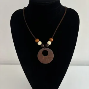 Wooden Chain Women's Retro Art Necklace