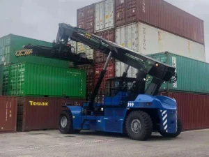 Xch907K 9 Ton Empty Container Handler for Port and Terminal Operations