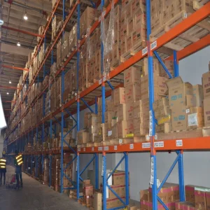 Estante de palets selectivo con sistema de megafonía en el segundo piso Notificar al personal No es necesario gritar para estante de almacén estante de almacenamiento de alta resistencia estante de acero