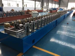 Automatic European Style PU Foam Insulated Rolling Shutter Door Slat Machine