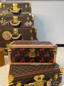 Paris Luxury Storage Trunk