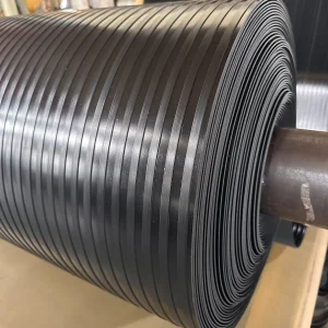 Wide Ribbed Mat