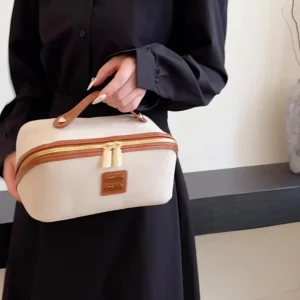 Large-Capacity Leather Cosmetic Bag with Zipper Portable Lady Makeup Organizer Case Travel Custom Logo Travel Storage Toiletries