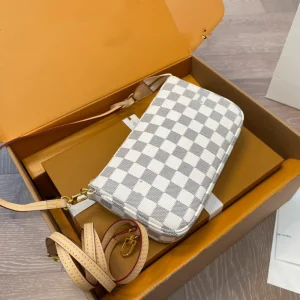 Luxury Mini Leather Crossbody Clutch