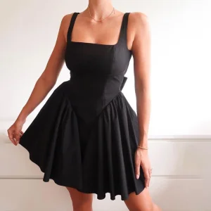 Vestido mini sin mangas de diseño personalizado