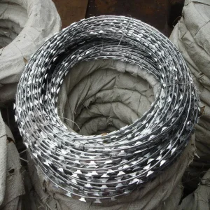 Hot Sales PVC Coated Metal Wire Galvanized Razor Barbed Wire Fence