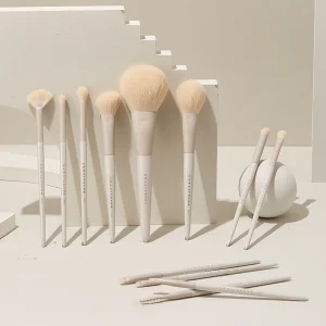 12pcs Custom Logo High Quality Luxury Itembeauty Cosmetic Foundation Spoolie Makeup Eye Shadow Brush Set Kit