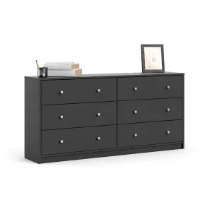 Mesa de noche de madera con cajones