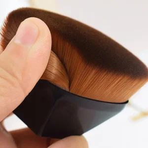 Kabuki Makeup Brush