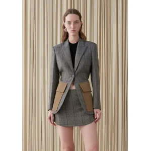 Customized Wholesale Back Elastic Pleat Waist Cut-in Design Leather Pockets Women Blazer Jacket Suits Blazer Paired with Mini Skirt for Fashion Wear