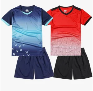 Conjunto de uniforme deportivo niños