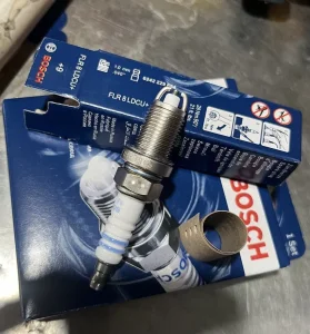 Whoelsale Automotive Accessories +8 Russia Flr8ldcu +9 Germany Flr8ldcu Car Spark Plugs