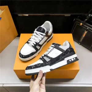 Men's Branded Replica Sports Sneakers