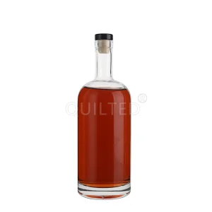 China 700 ml round liquor glass gin bottle with lid