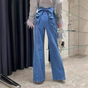 Calças femininas de jeans azul médio