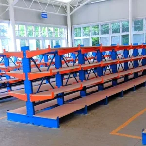 Estante cantilever industrial