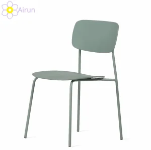 Modern Metal Iron Industrial Style Stackable Nordic Simple Home Dining Room Furniture Fashion Restaurant Waiting Single Dining Leisure PP Plastic Cafe Chair