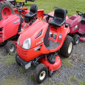 Kubota G231-HD/LD - G261-HD/LD Lawn Tractor Ride-on Mower Kubota Farm Tractor 10HP-30HP with High Performance for sale