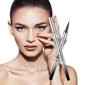 PAGE VINE Eyeliner