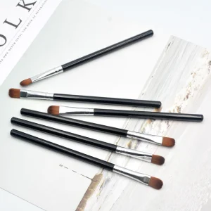 Basic Artificial Fiber Eyeshadow Brush
