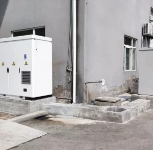 Outdoor Telecom Cabinet Energy Storage: 100-250kw 100-500kwh Floor-Mounted