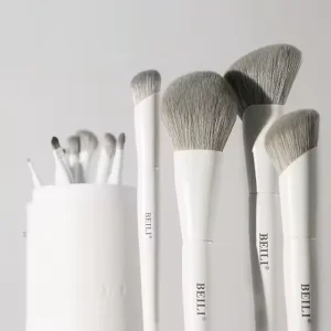 New Arrival Custom Logo White Professional Makeup Brushes Kit