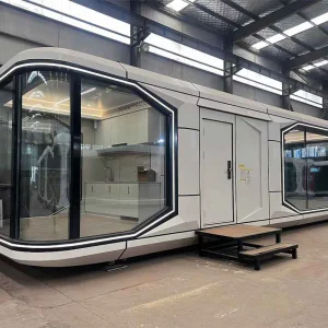 Luxury 40ft Prefab Steel Sandwich Panel Hotel Room Container Villa