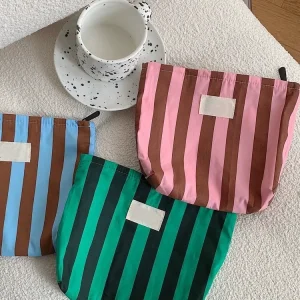 Wholesale Custom LOGO New Spring Summer Vertical Striped Soft Casual Cosmetic Bag Large Travel Wash Bag Beauty Makeup Bag