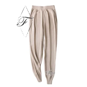 Slim Knitted Cashmere Leggings Cropped Leg Custom Knitted Joggers Slit-Detail Cashmere Women's Sweatpants.