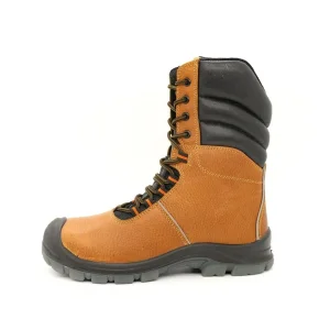 Heavy-Duty Steel Toe Work Boots for Men in Rugged Conditions