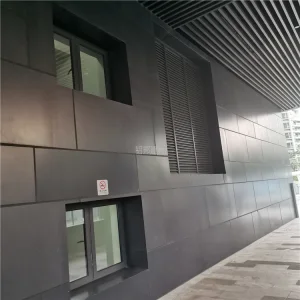 Aluminium Solid Panel Facade Cladding Modern Hotel Hospital Use Seamless Installation Wind Resistant Fireproof 1.5 2.0 2.5 3.0mm