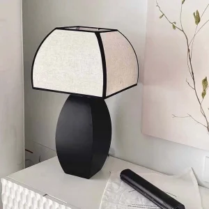 Modern Retro Black Bedside Table Lamp