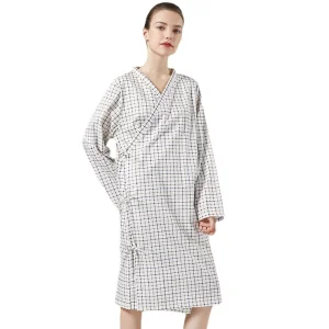 Enfermera femenina ropa de hospital