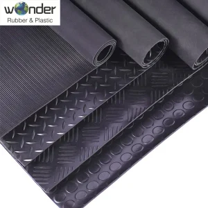 High Quality Durable Waterproof Antiskid PVC Coin Mat with Color for Garage Floor