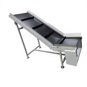 Fengwang Factory Directly Sale Price Energy Saving Heavy Duty PLC Cargo Inclined Climbing Belt Conveyor for Bag Loading