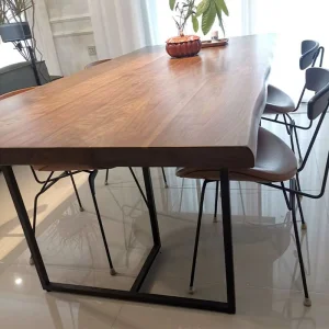 High Quanlity and Modern New MDF Toptable and Wooden Legs Dining Table