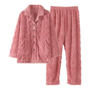 Venta caliente de fábrica, pijamas de coral de terciopelo cálido y casual