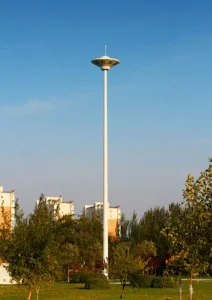 Poste de Luz de Alto Mástil Ajustable