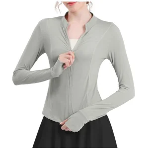 Performance Comfortable Style Fitness Wear Yoga Top for Workouts