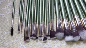 Venda Quente Cabelo Castanho 7 Grande Variedade 20 Peças 15PCS 14 Conjunto de Pincéis de Maquiagem Profissional Vegano de Dupla Ponta