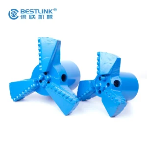 PDC Drag Bit