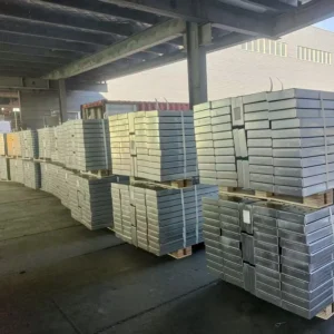 Quick Guard Kwikstage Scaffolding Features Integrated Guardrail System That Installs Simultaneously with Platform Erection