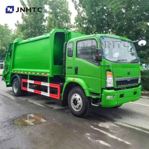 4X2 6001 - 10000L Garbage Compactor Truck Special Purpose Truck Diesel Fuel Type